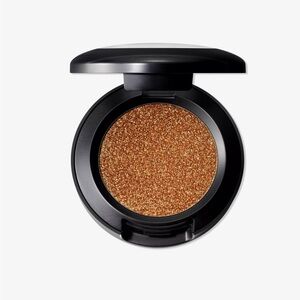 MAC glitter NIB EYESHADOW .. I like 2 watch